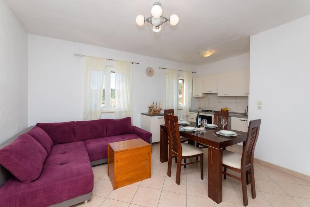 Bento Apartment - Best View On Town And Sea Pucisca Exterior photo